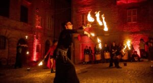 Festa di Halloween a Montefano tra arte e riflessione sulla discarica