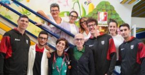 Visita dei campioni della Lube Civitanova ai piccoli pazienti di Pediatria a Macerata